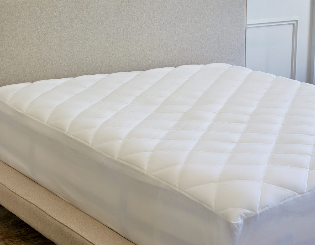 https://www.luxurycollectionstore.com/images/products/xlrg/luxury-collection-mattress-pad-LUX-114_xlrg.jpg